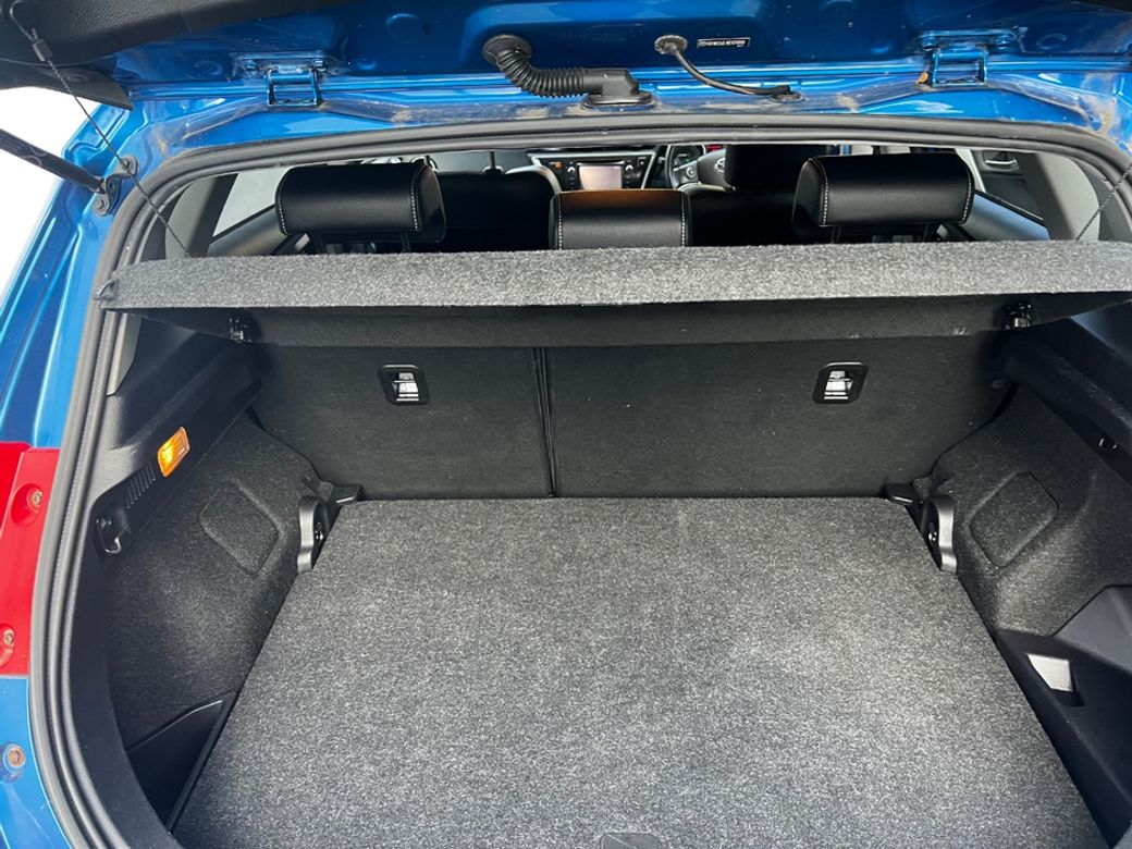 2013 Toyota Auris