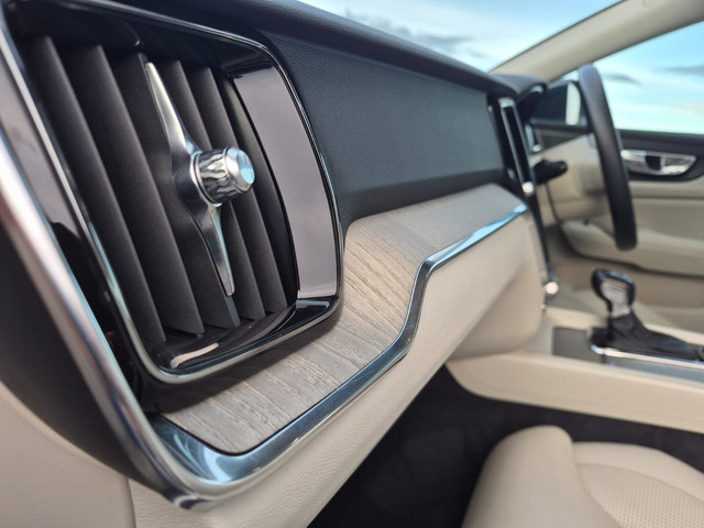 2020 Volvo S60