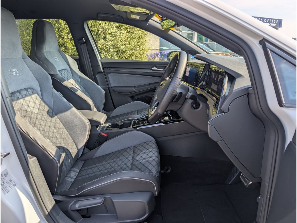 2023 Volkswagen Golf