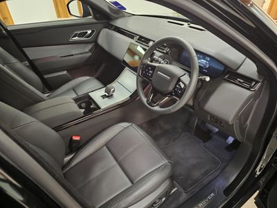 2025 Land Rover Range Rover Velar