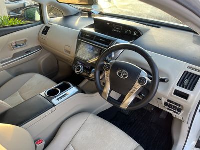 2018 Toyota Prius Alpha