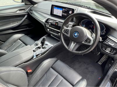 2022 BMW 5 Series