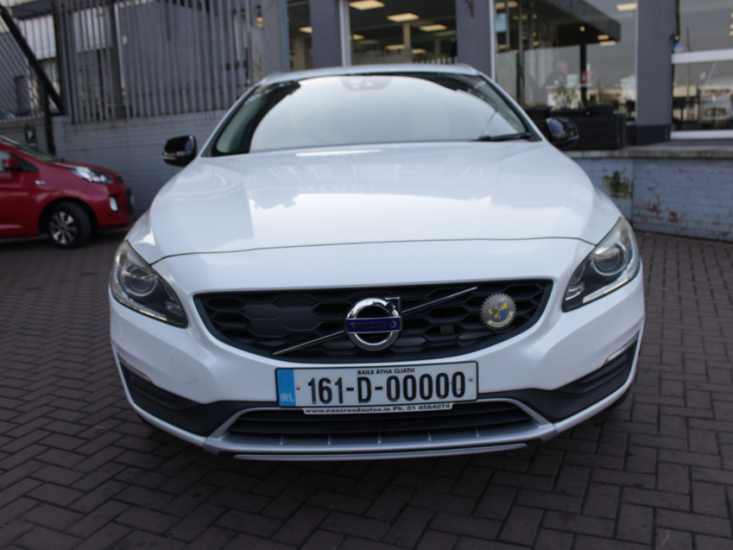 2016 Volvo V60 Cross Country