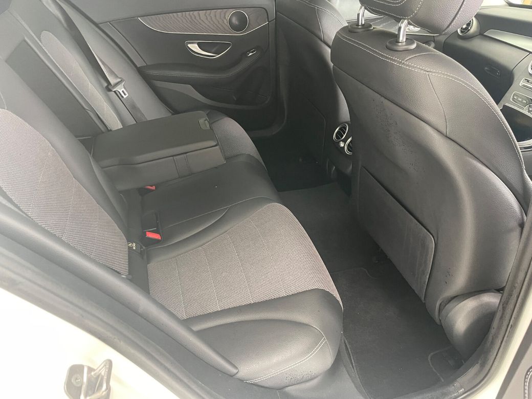 2019 Mercedes-Benz 220