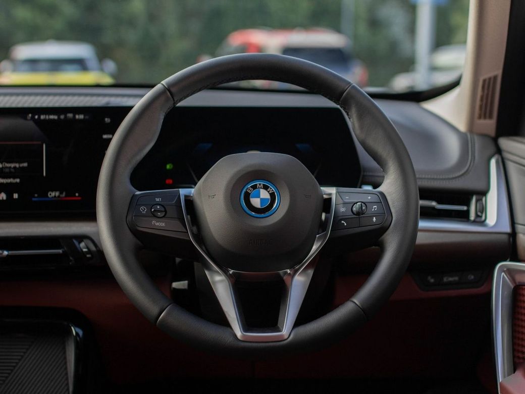 2025 BMW X1