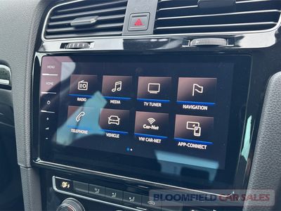 2017 Volkswagen Golf