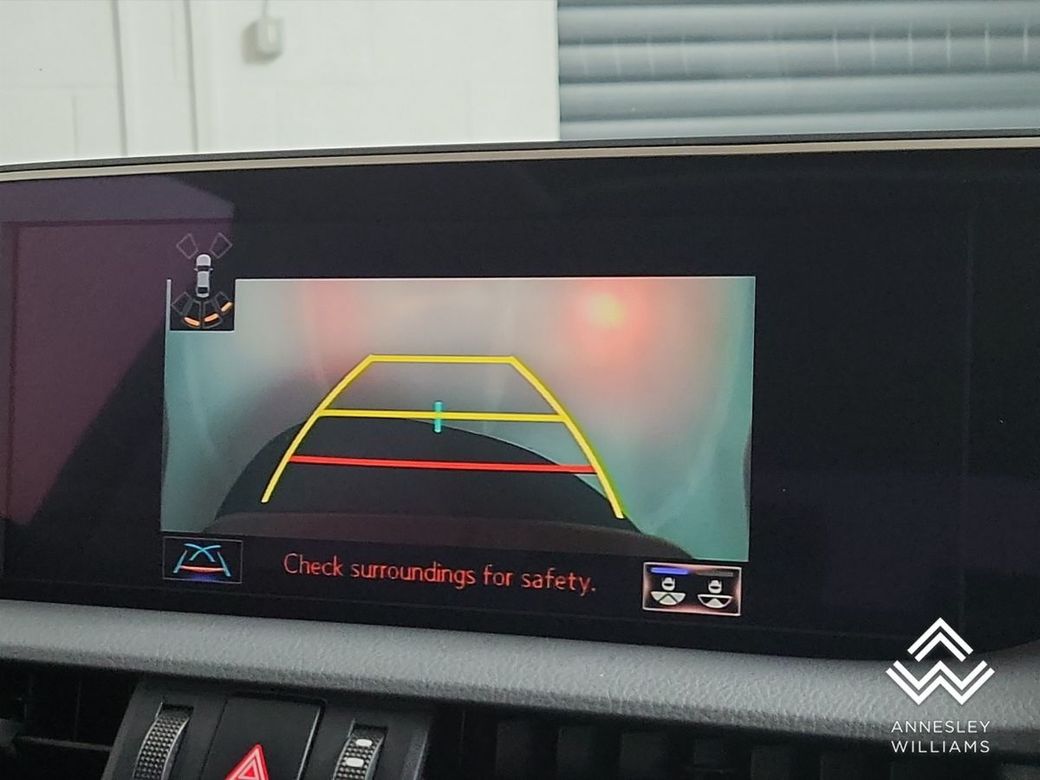 2021 Lexus ES 300h