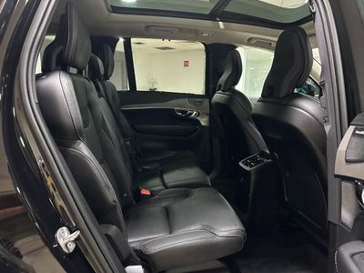 2022 Volvo XC90