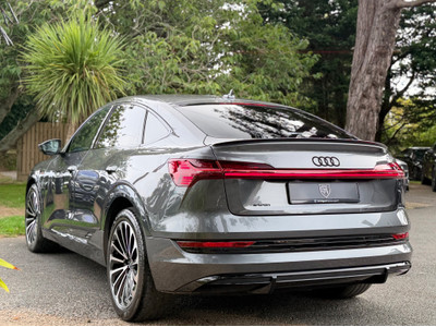 2022 Audi e-tron
