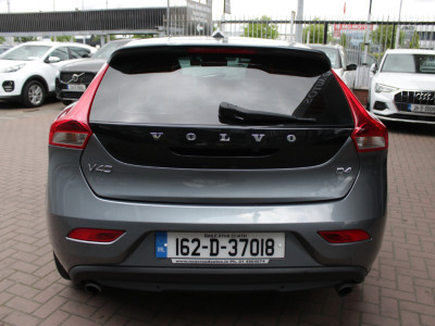 2016 Volvo V40