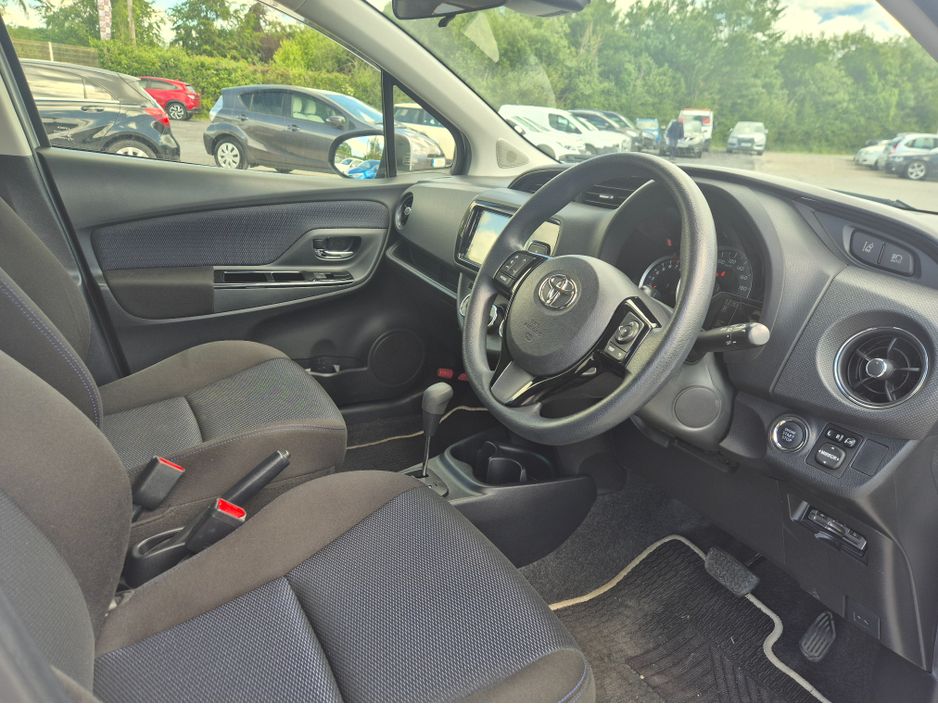 2016 Toyota Vitz