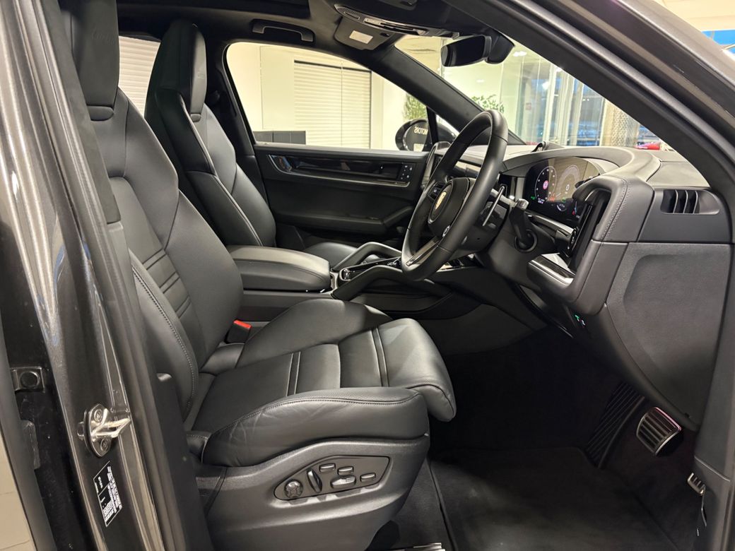 2024 Porsche Cayenne
