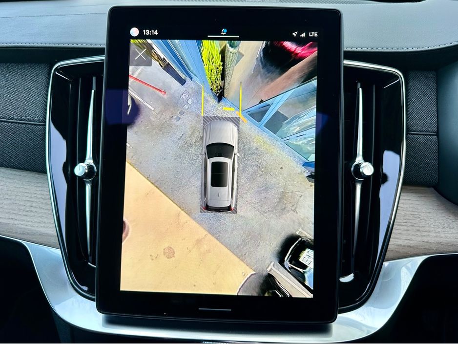 2025 Volvo XC90