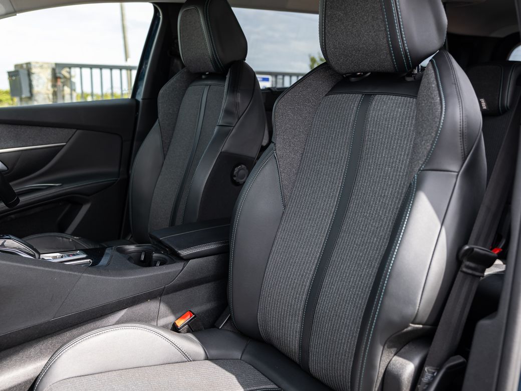 2022 Peugeot 5008