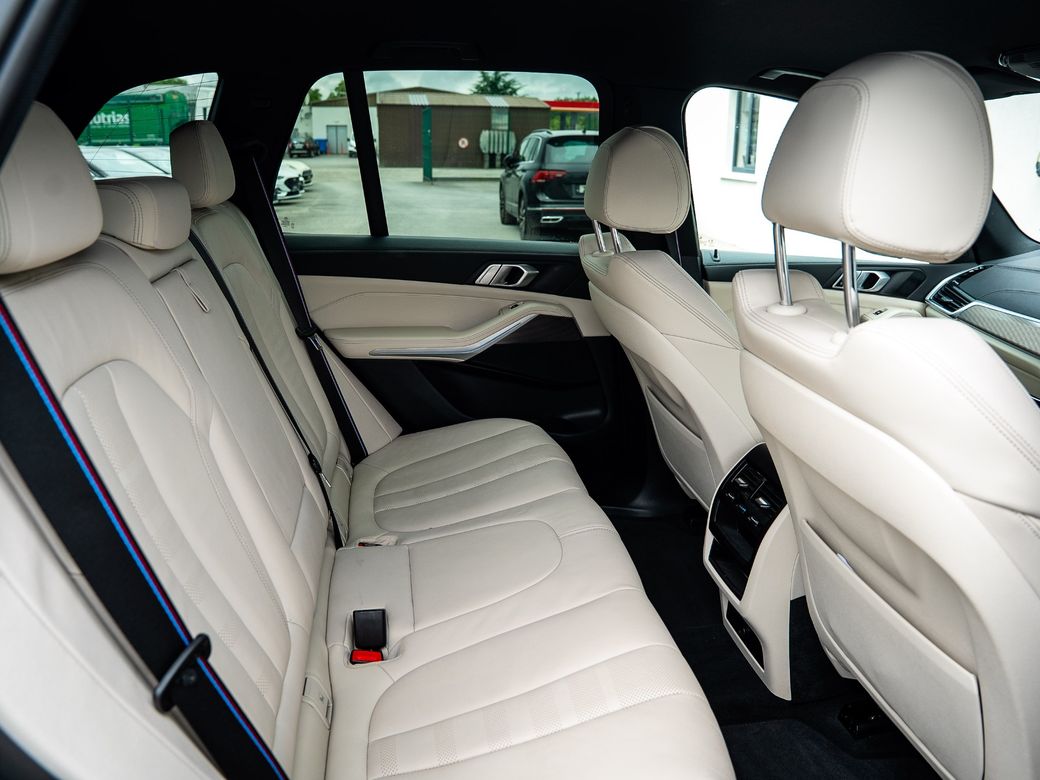 2022 BMW X5