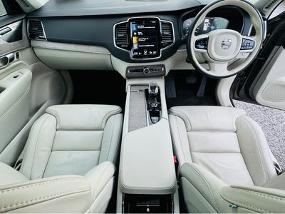 2022 Volvo XC90