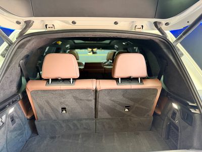 2021 BMW X7