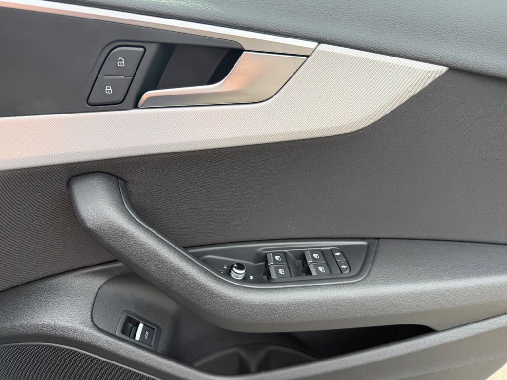 2017 Audi A4