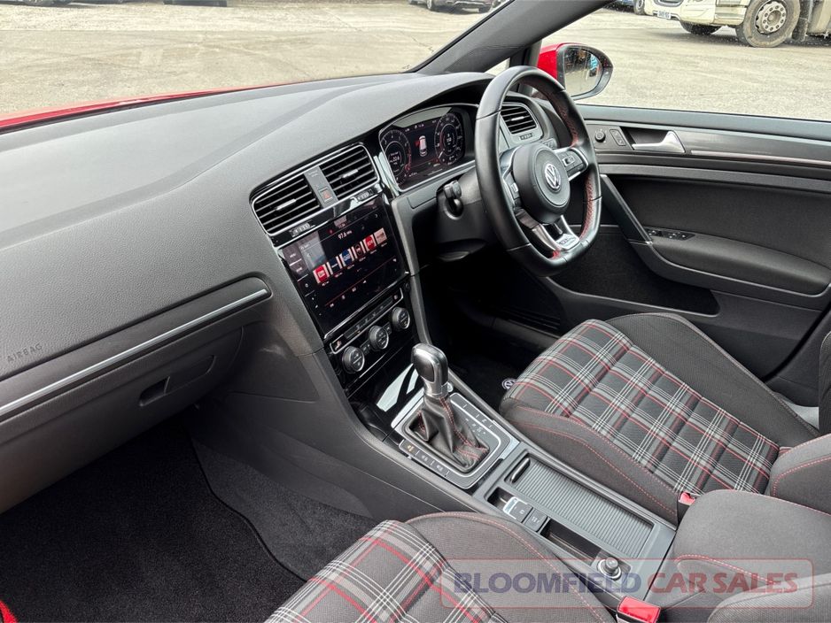 2018 Volkswagen Golf