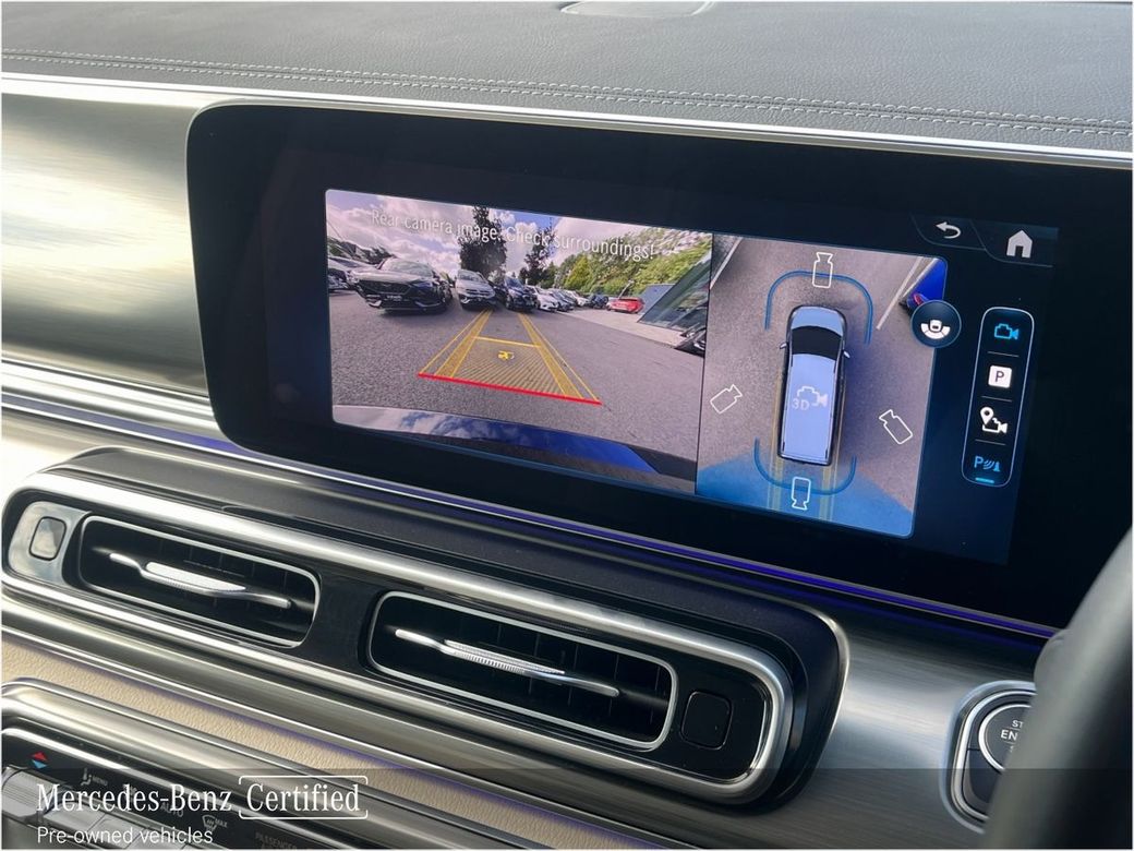 2025 Mercedes-Benz V Class