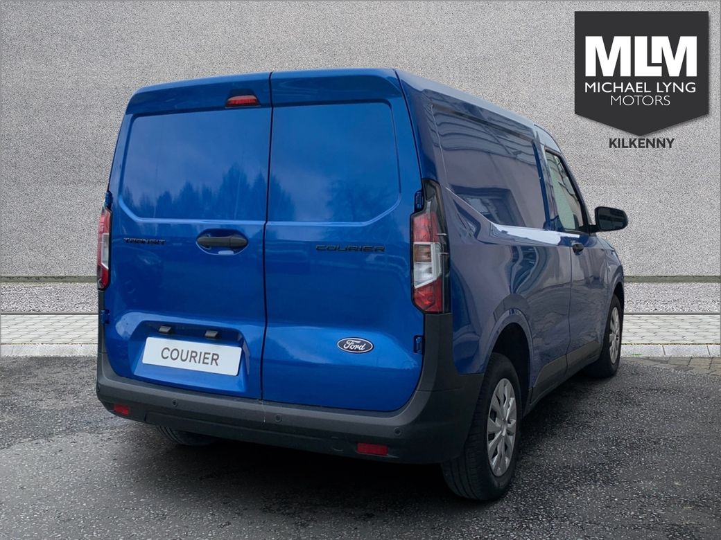 2026 Ford Transit Courier