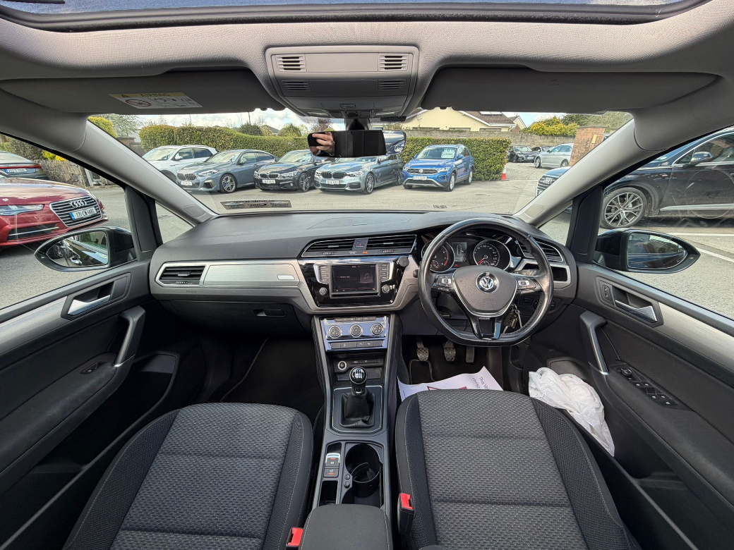 2016 Volkswagen Touran