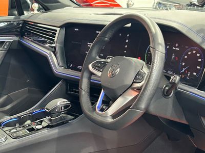 2025 Volkswagen Touareg