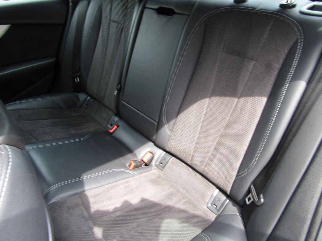 2017 Audi A4