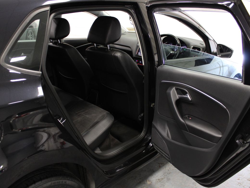 2017 Volkswagen Polo