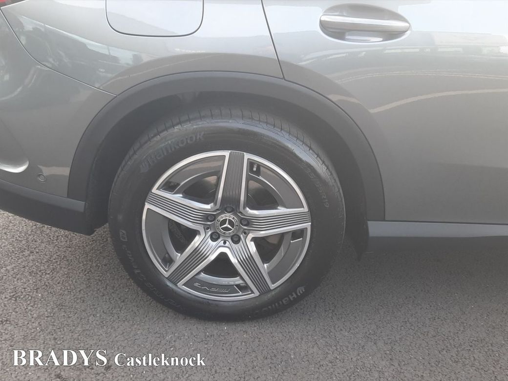 2023 Mercedes-Benz GLC Class