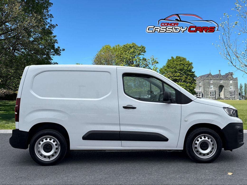 2023 Peugeot Partner