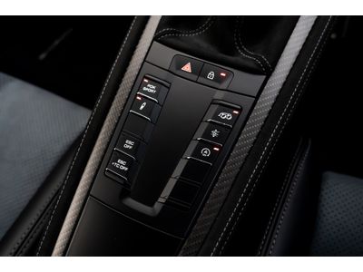 2024 Porsche 718 Cayman