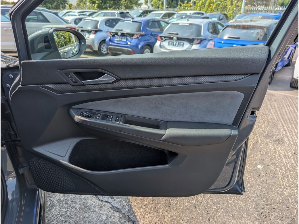2024 Volkswagen Golf