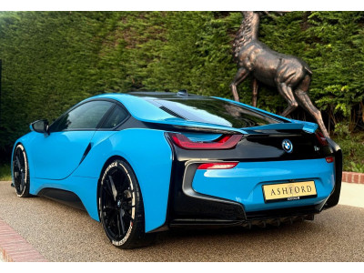 2017 BMW i8