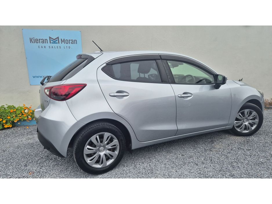 2017 Mazda Demio