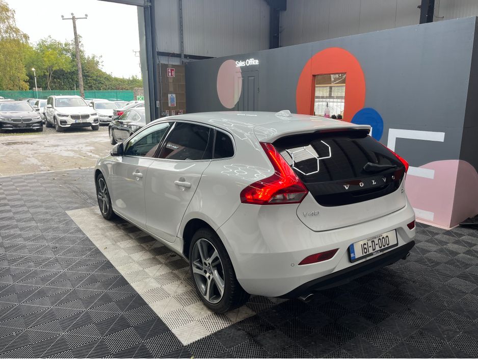 2016 Volvo V40