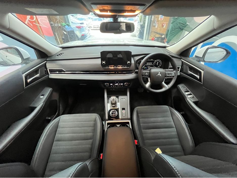 2024 Mitsubishi Outlander