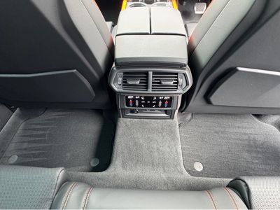 2025 Lamborghini Urus