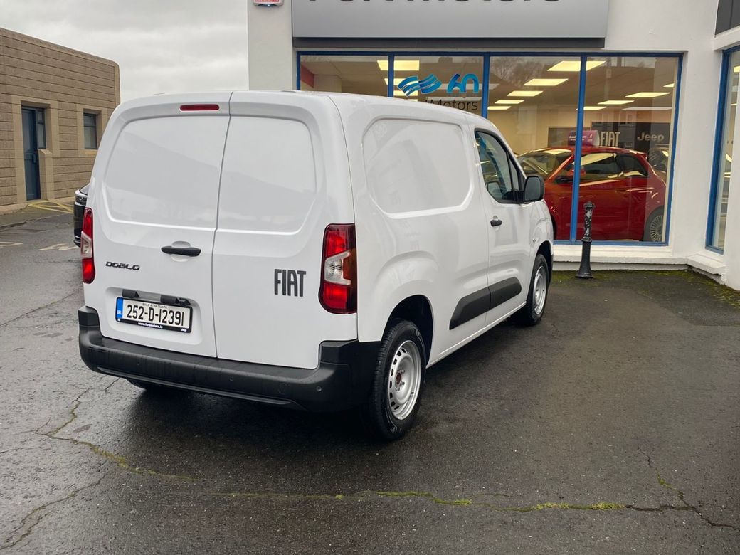 2025 Fiat Doblo