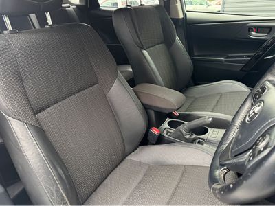2017 Toyota Auris