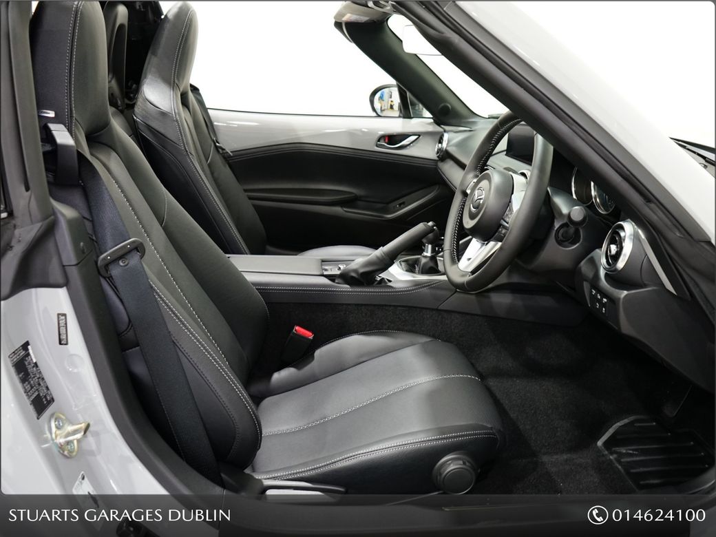 2025 Mazda MX-5