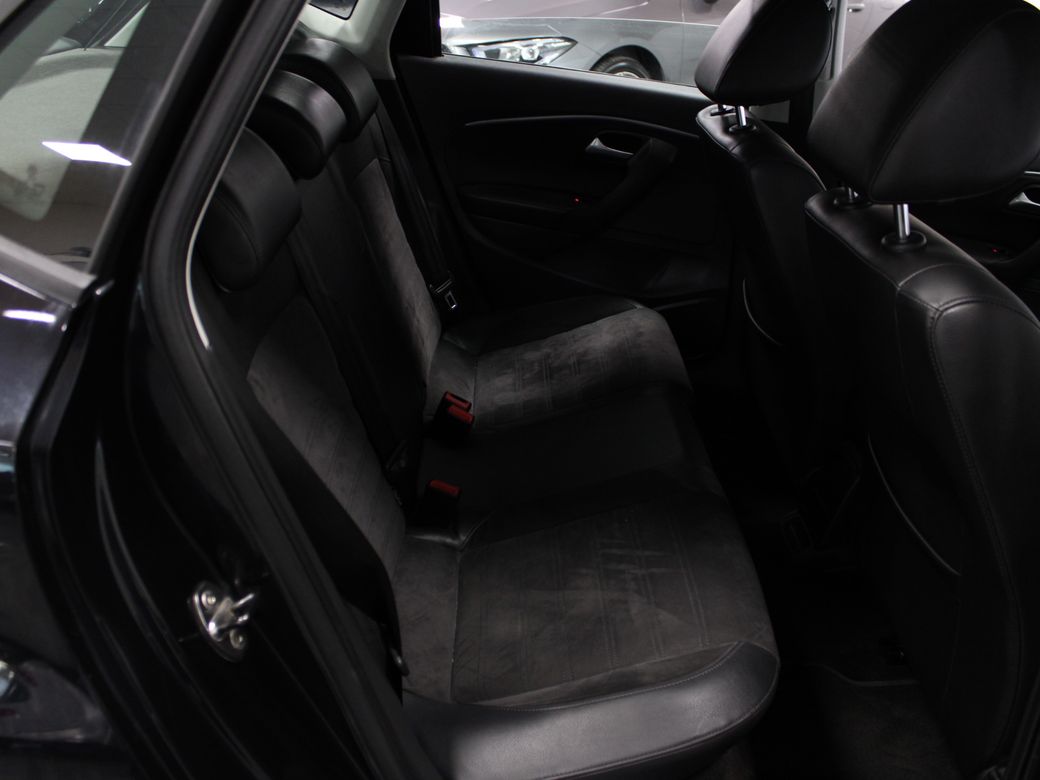 2017 Volkswagen Polo