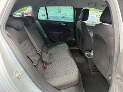 2018 Vauxhall Astra