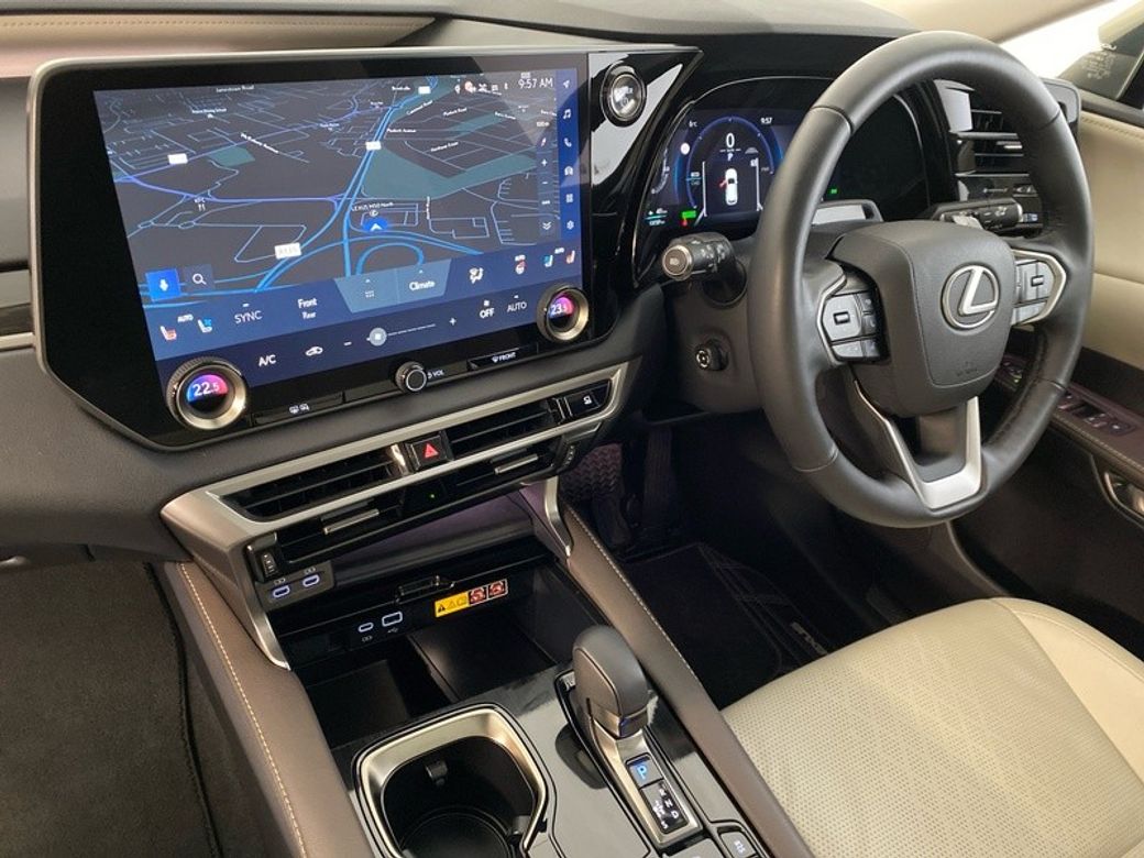 2025 Lexus RX450h+