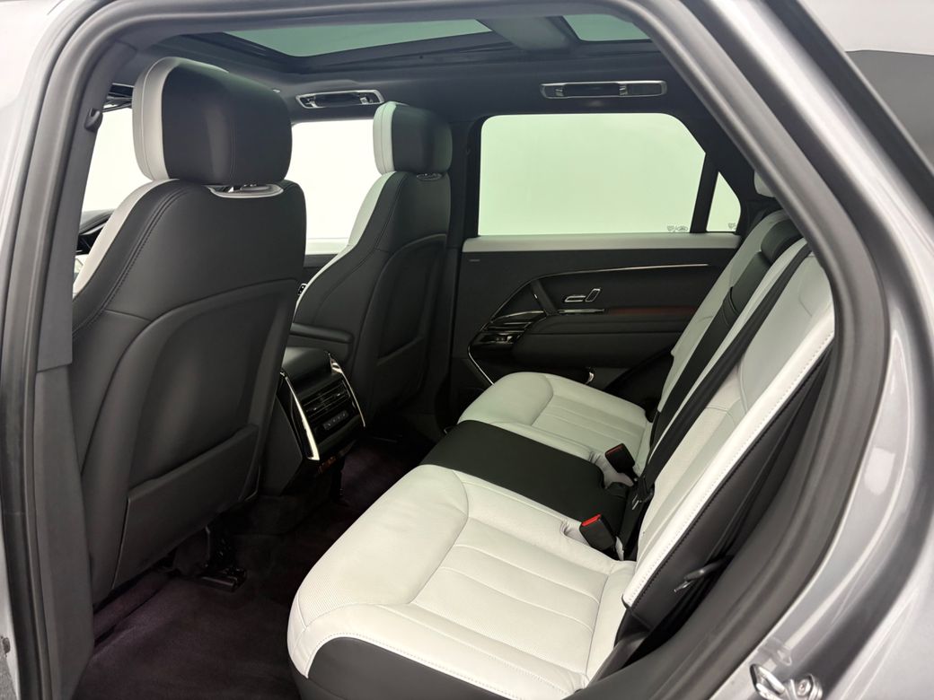 2024 Land Rover Range Rover Sport