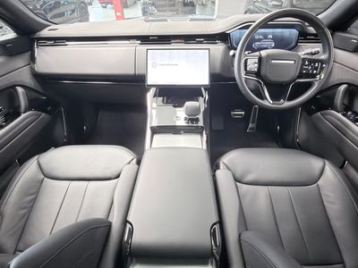 2025 Land Rover Range Rover Sport