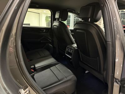 2022 Porsche Cayenne