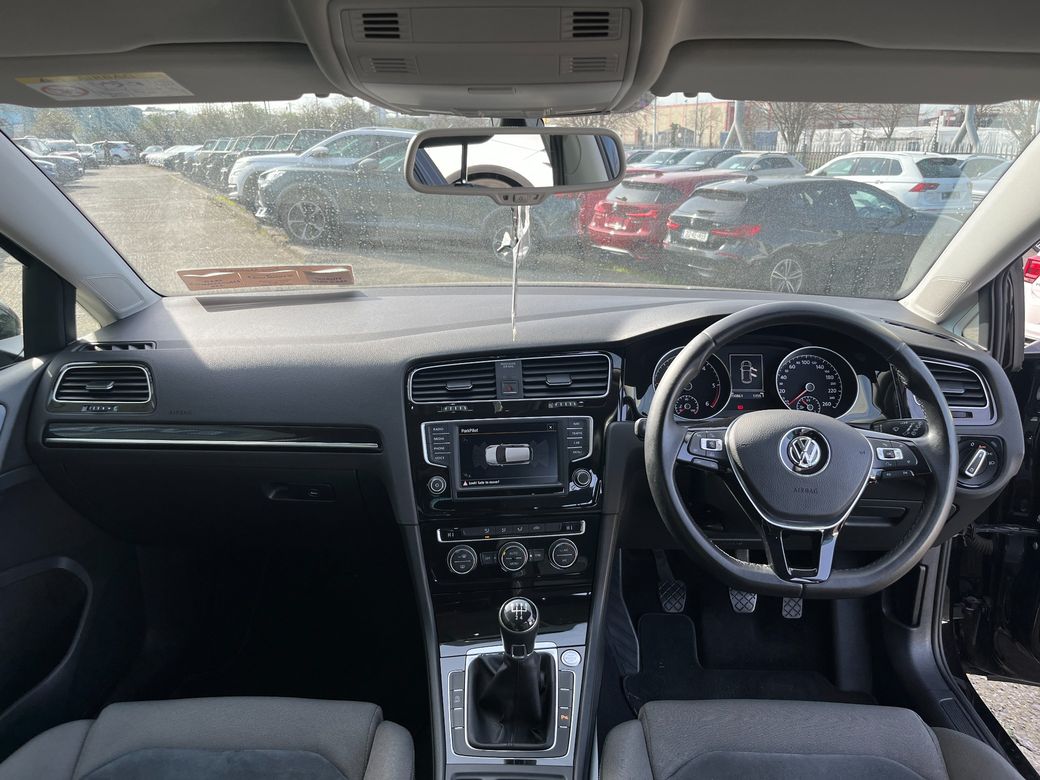 2016 Volkswagen Golf