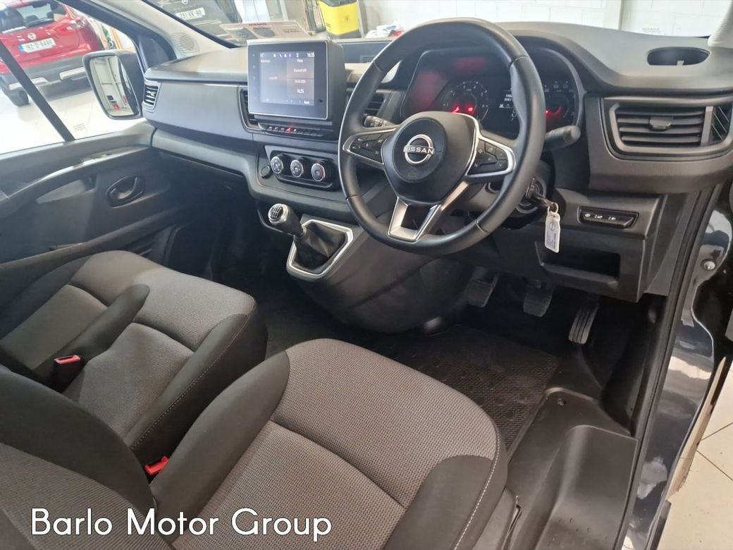 2025 Nissan Primastar