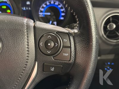 2017 Toyota Auris